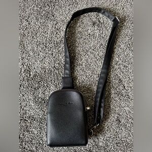 INICAT Black Vegan Leather Travel Crossbody Sling Bag